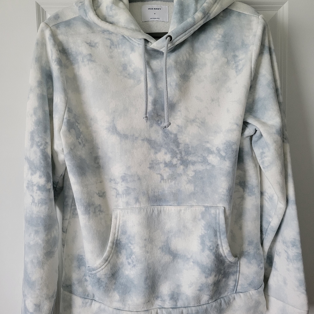 Mens long sleeve pullover hoodie